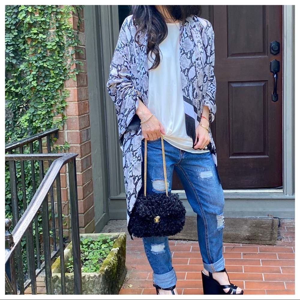 ✨LAST ONE✨BEAUTIFUL CHIC LEOPARD SCARF/SHAWL - Picture 7 of 10